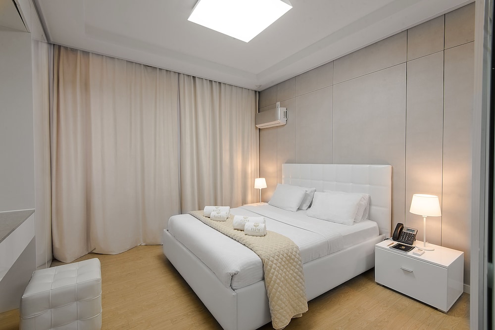 elite apart hotel