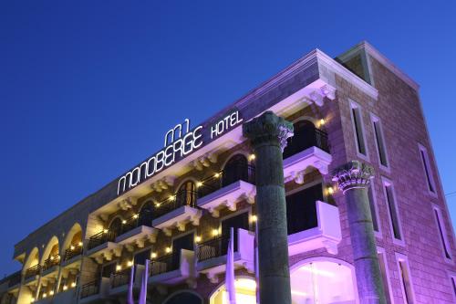 monoberge byblos hotel