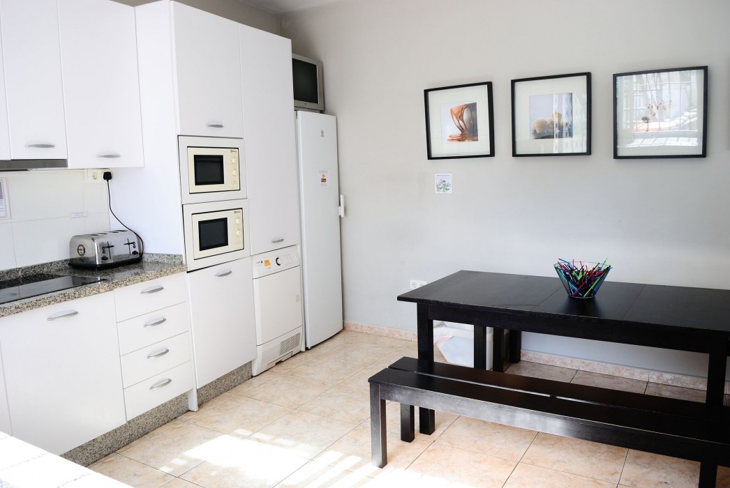 la moraga de poniente malaga hostel