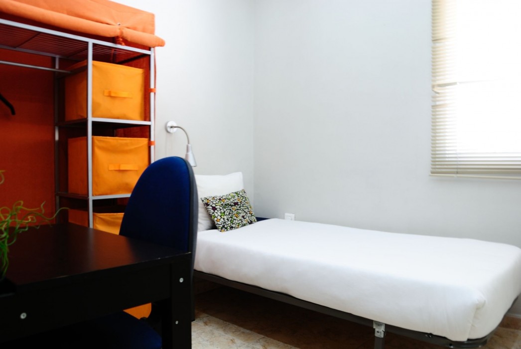 la moraga de poniente malaga hostel