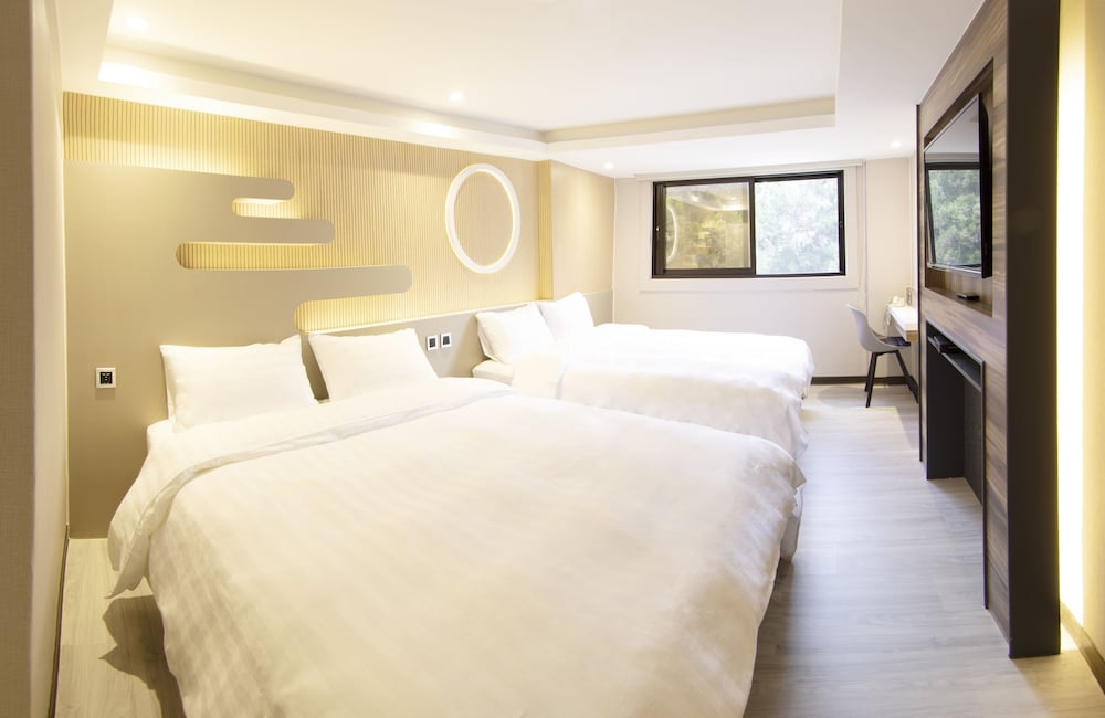 alishan shermuh tourist hotel