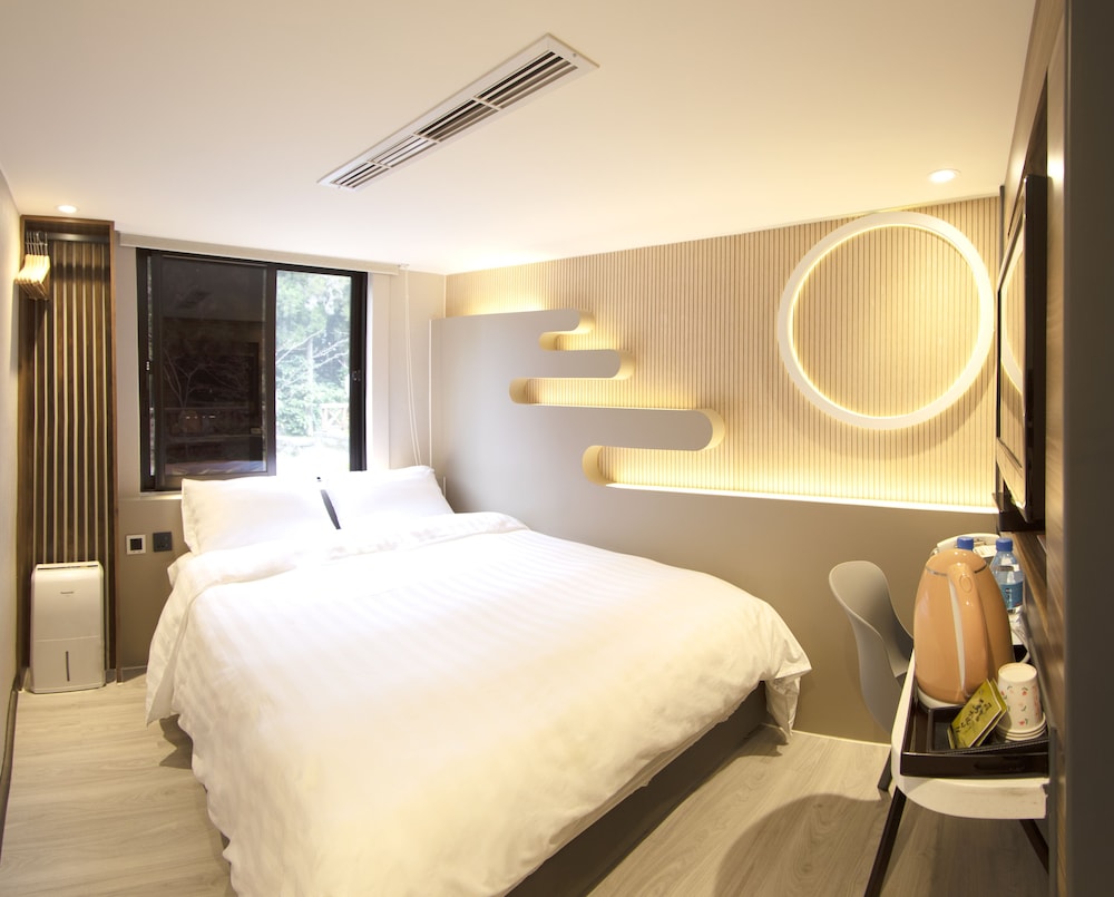 alishan shermuh tourist hotel