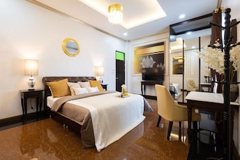 lanna kamin pool villa airport