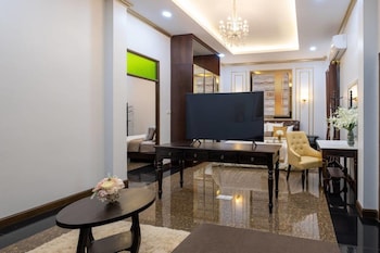 lanna kamin pool villa airport