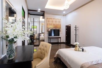 lanna kamin pool villa airport