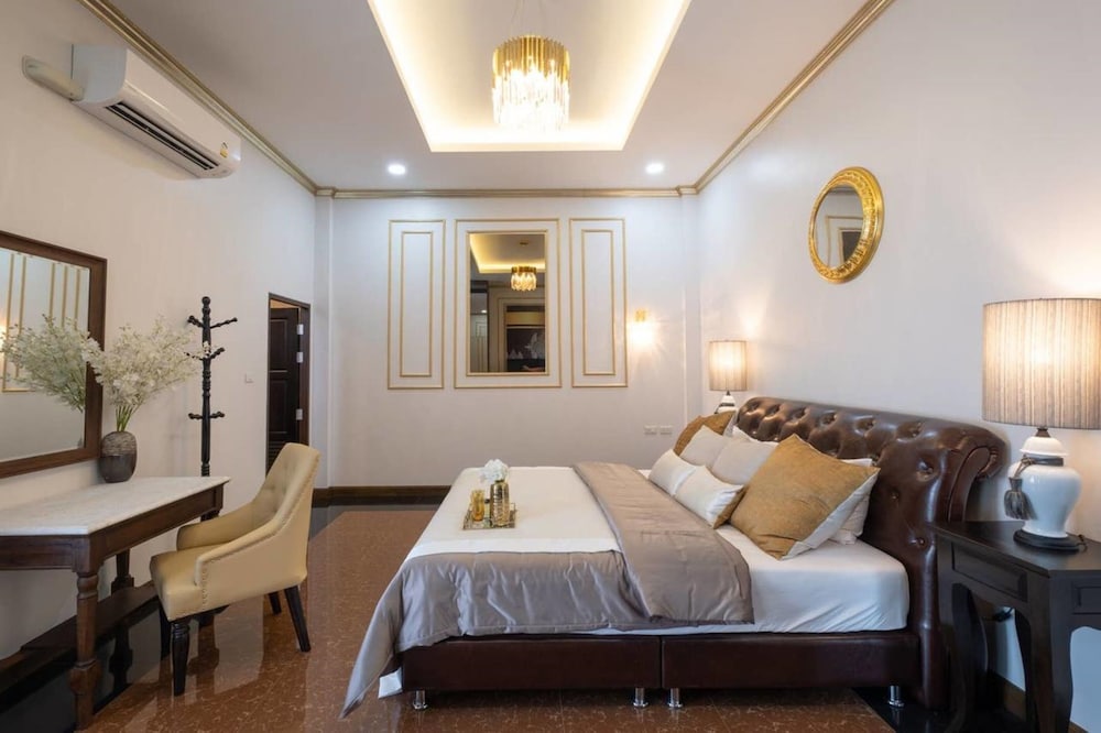 lanna kamin pool villa airport