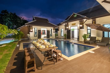 lanna kamin pool villa airport