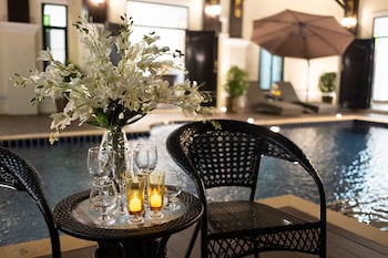 lanna kamin pool villa airport