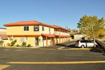 Mojave Inn
