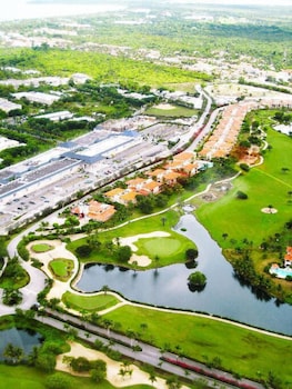 the golf suites