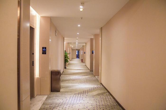 lavande hotel changji changning road