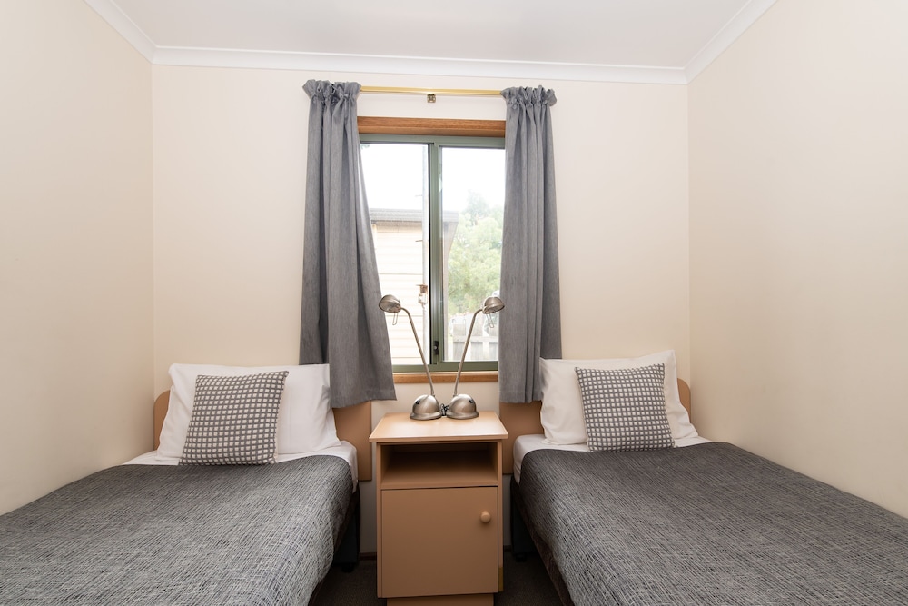 adelaide caravan park