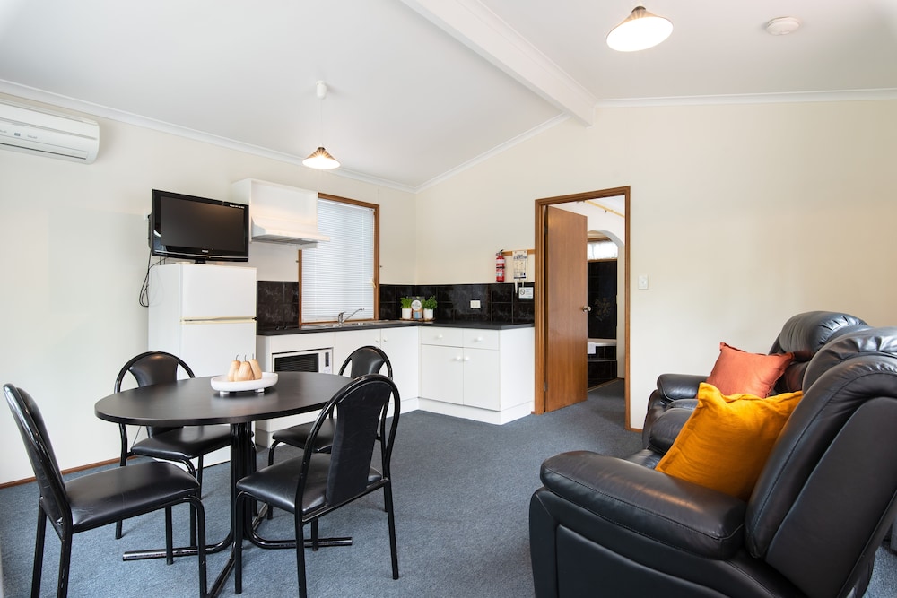 adelaide caravan park
