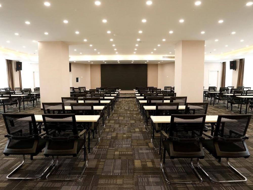 lavande hotel jiujiang jiujiang college