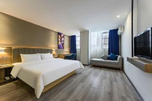 7 days inn xingyi pingdong avenue branch