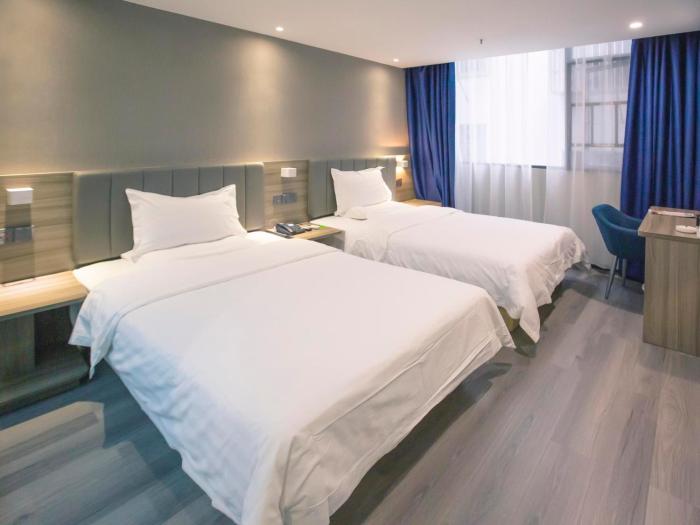 7 days inn xingyi pingdong avenue branch
