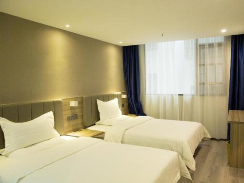 7 days inn xingyi pingdong avenue branch