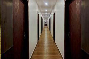 collection o gauri shree hotel