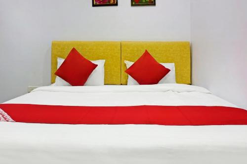 collection o gauri shree hotel