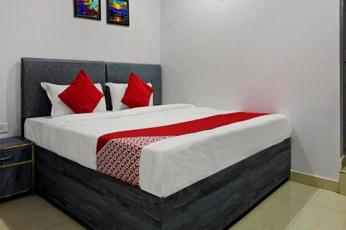 collection o gauri shree hotel