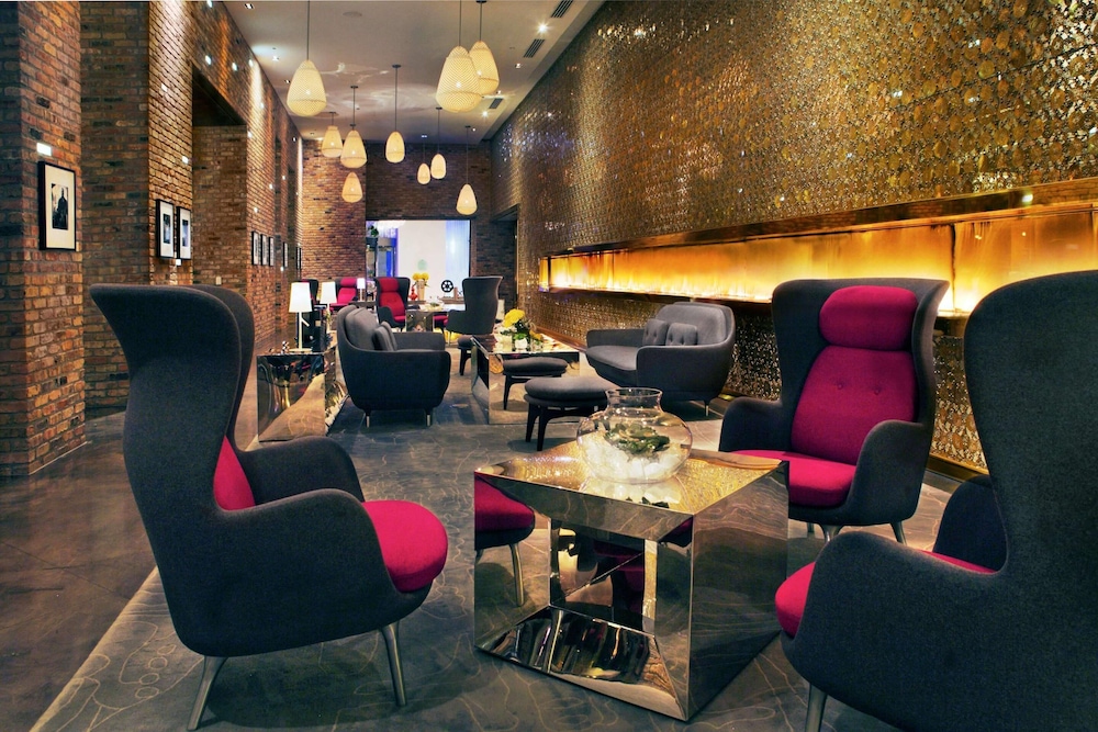 radisson blu aqua hotel chicago