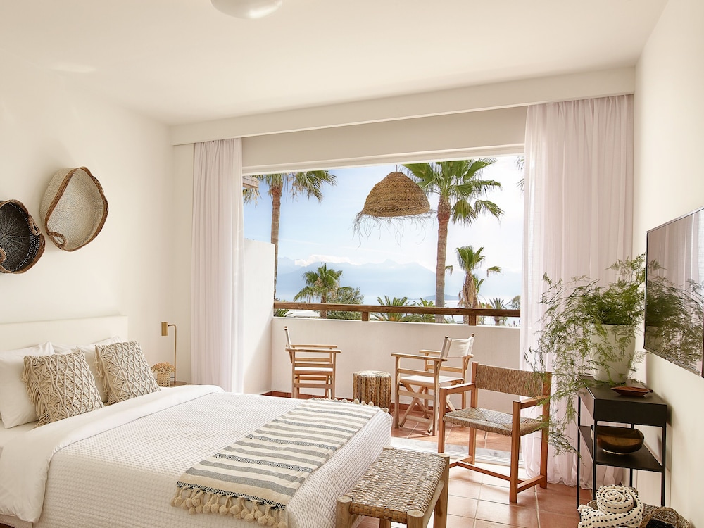 grecotel casa marron