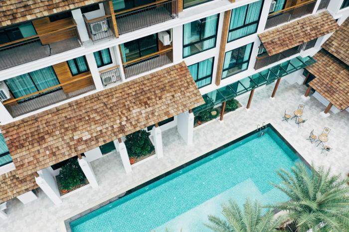 pleasant condominiums