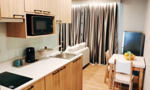 pleasant condominiums