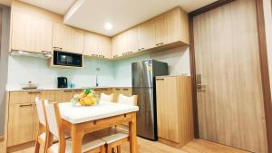 pleasant condominiums