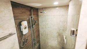 pleasant condominiums