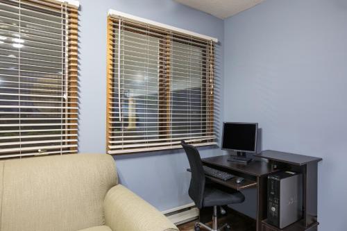 super 8 by wyndham williams