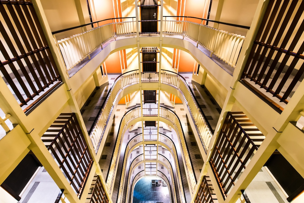 bella b all suite bangkok