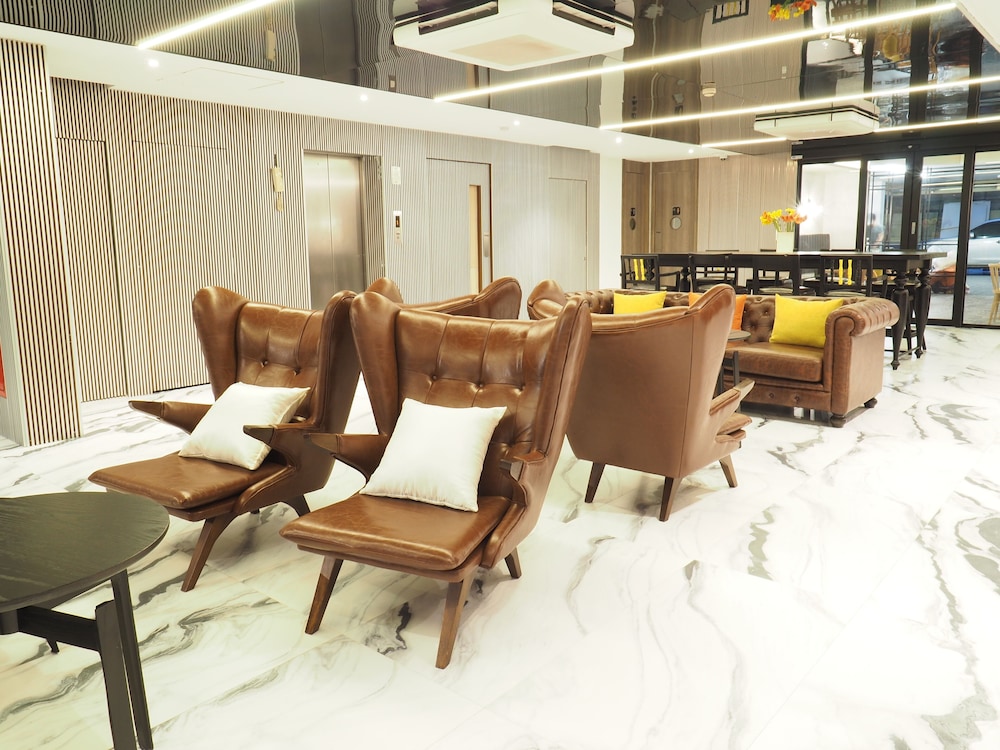 bella b all suite bangkok