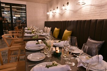 bella b all suite bangkok