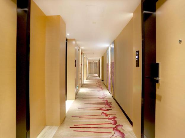 lavande hotel shanwei four road city square