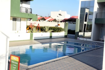 gir athiz resort with swimming pool