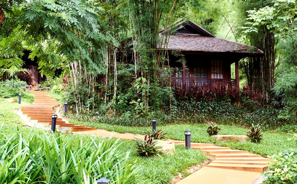 samoeng center