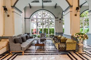 seven seas condo