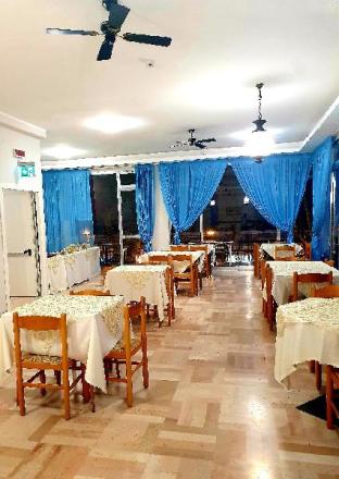 lively hotel