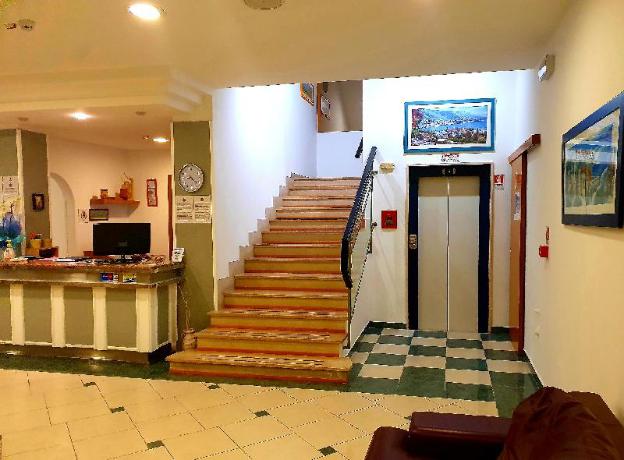 lively hotel