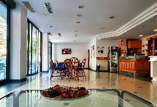 lively hotel