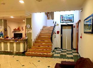 lively hotel