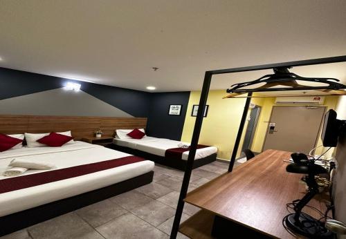 t hotel mont kiara