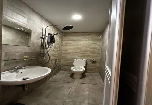 t hotel mont kiara