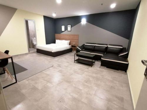t hotel mont kiara