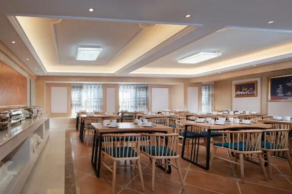 vienna hotel yunnan chunrong street qicai yunan