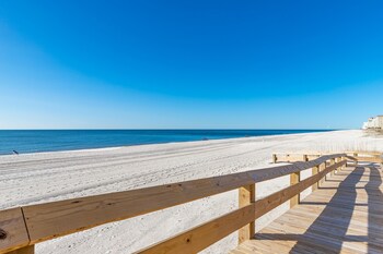 phoenix orange beach by brett robinson vacations