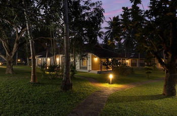 tamarind tree garden resort