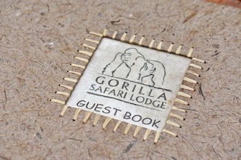 gorilla safari lodge