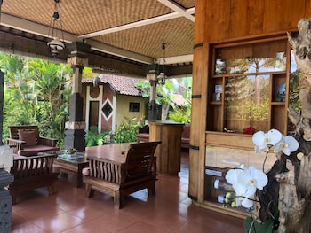 nirarta centre for living awareness